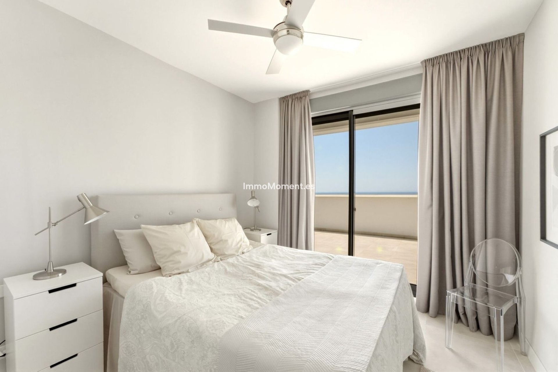 Resale - Apartment - Estepona - Selwo