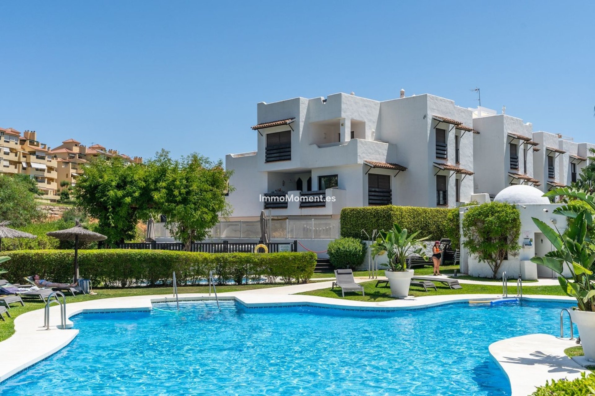 Resale - Apartment - Estepona - Selwo