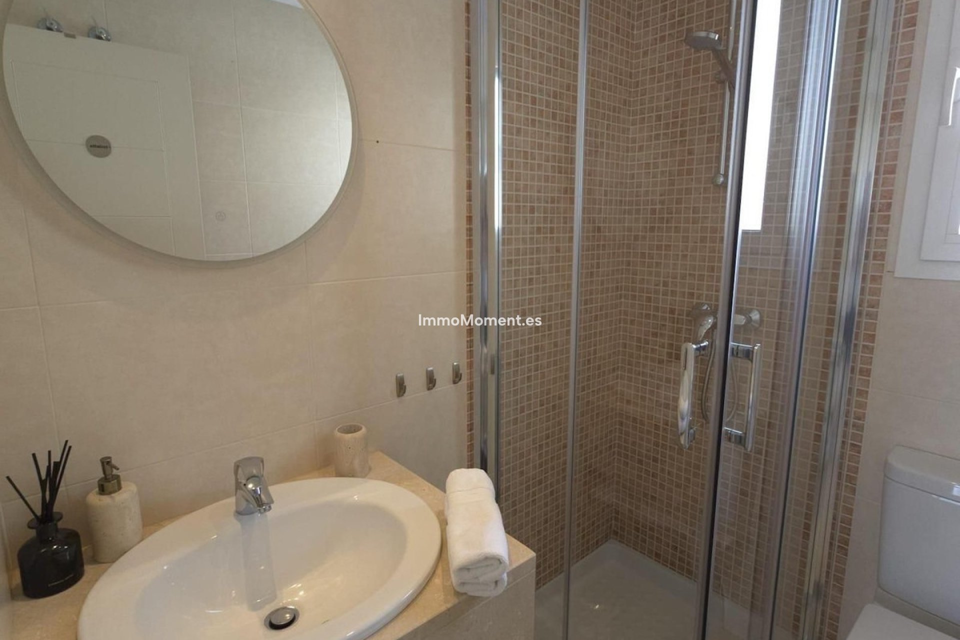 Resale - Apartment - Estepona - Valle Romano