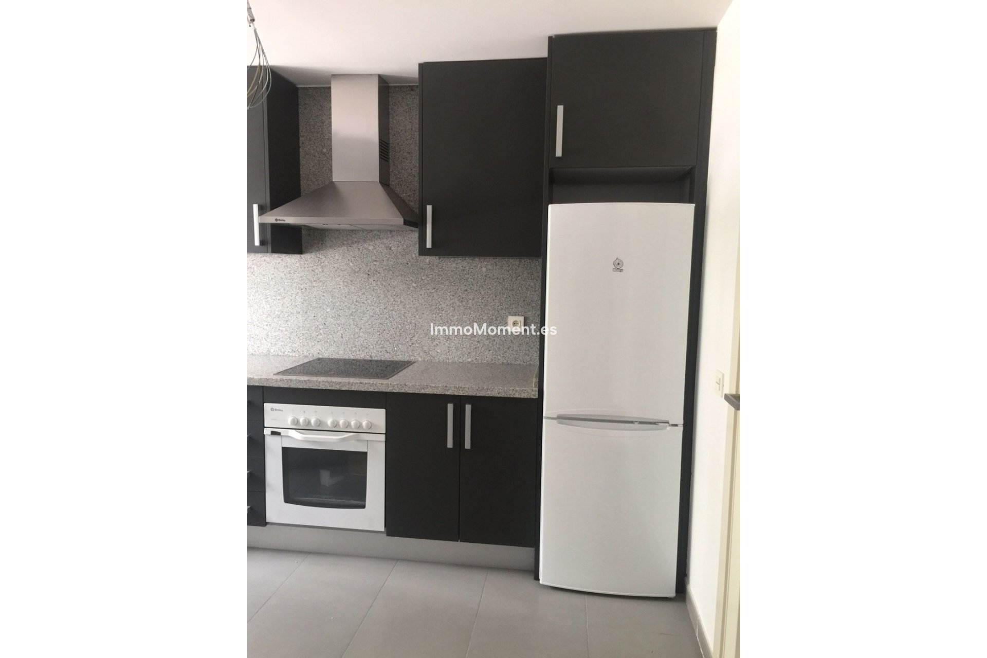 Resale - Apartment - Estepona - Valle Romano