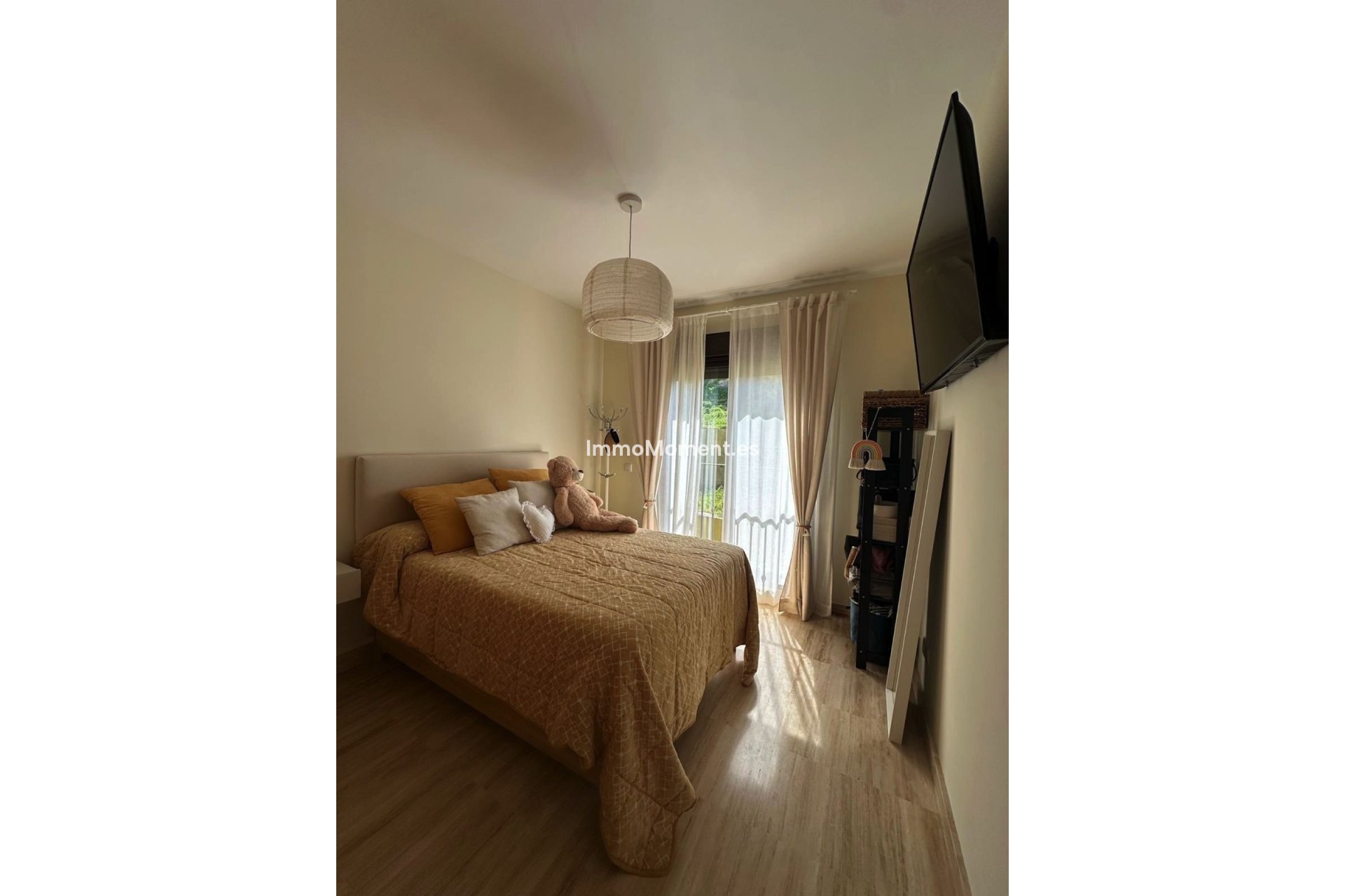 Resale - Apartment - Estepona - Valle Romano