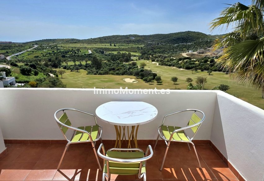 Resale - Apartment - Estepona - Valle Romano