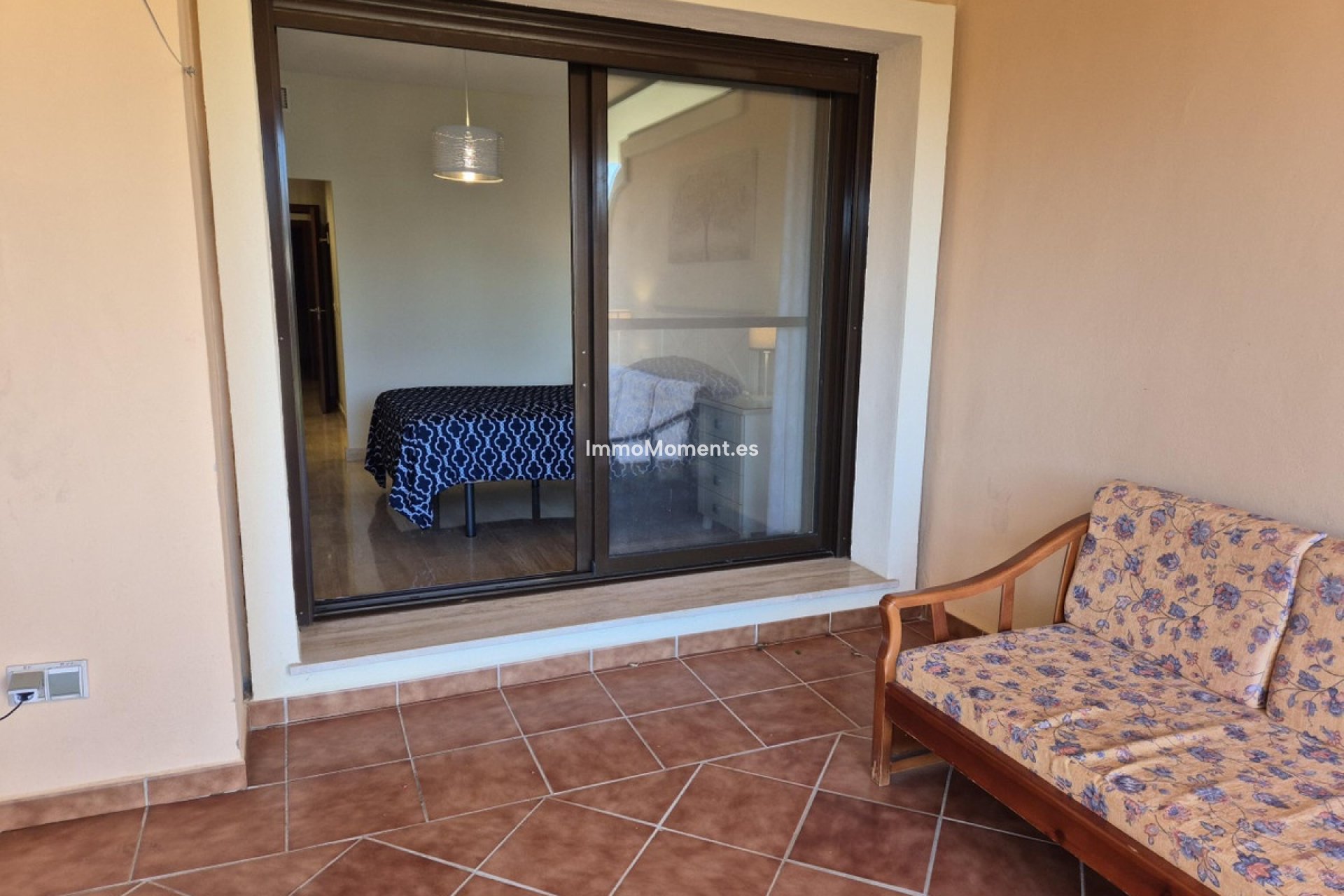 Resale - Apartment - Estepona - Valle Romano