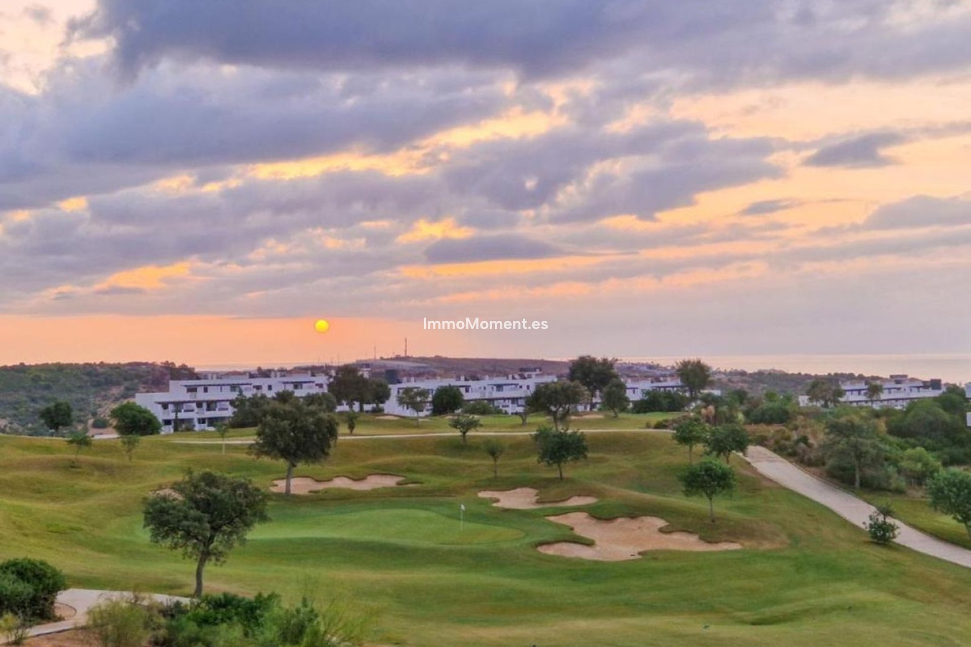 Resale - Apartment - Estepona - Valle Romano