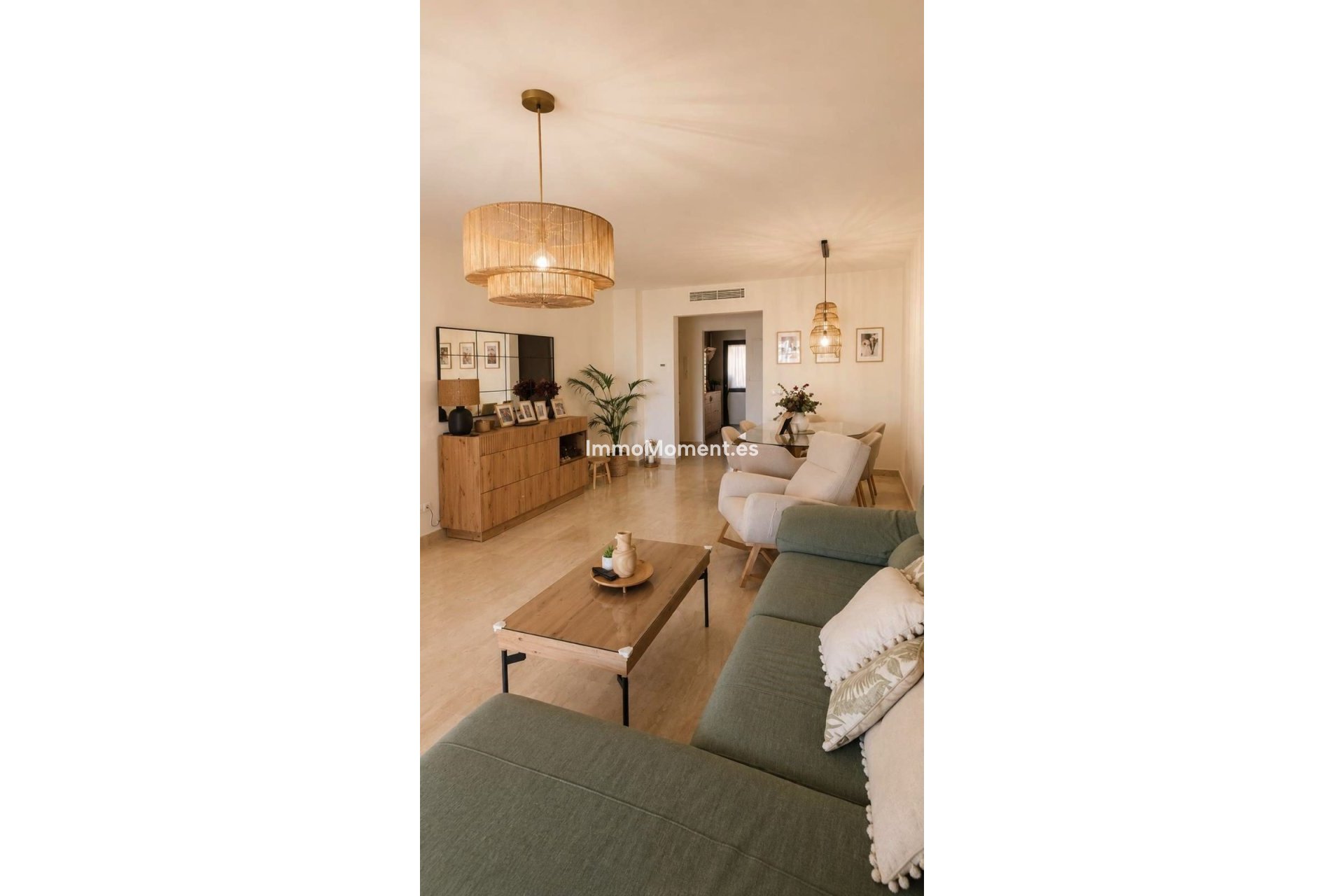 Resale - Apartment - Estepona - Valle Romano