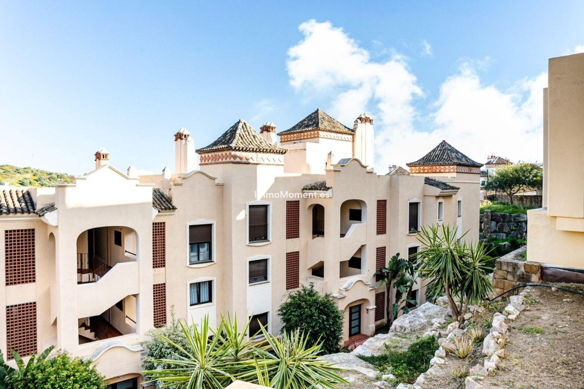 Resale - Apartment - Estepona - Valle Romano