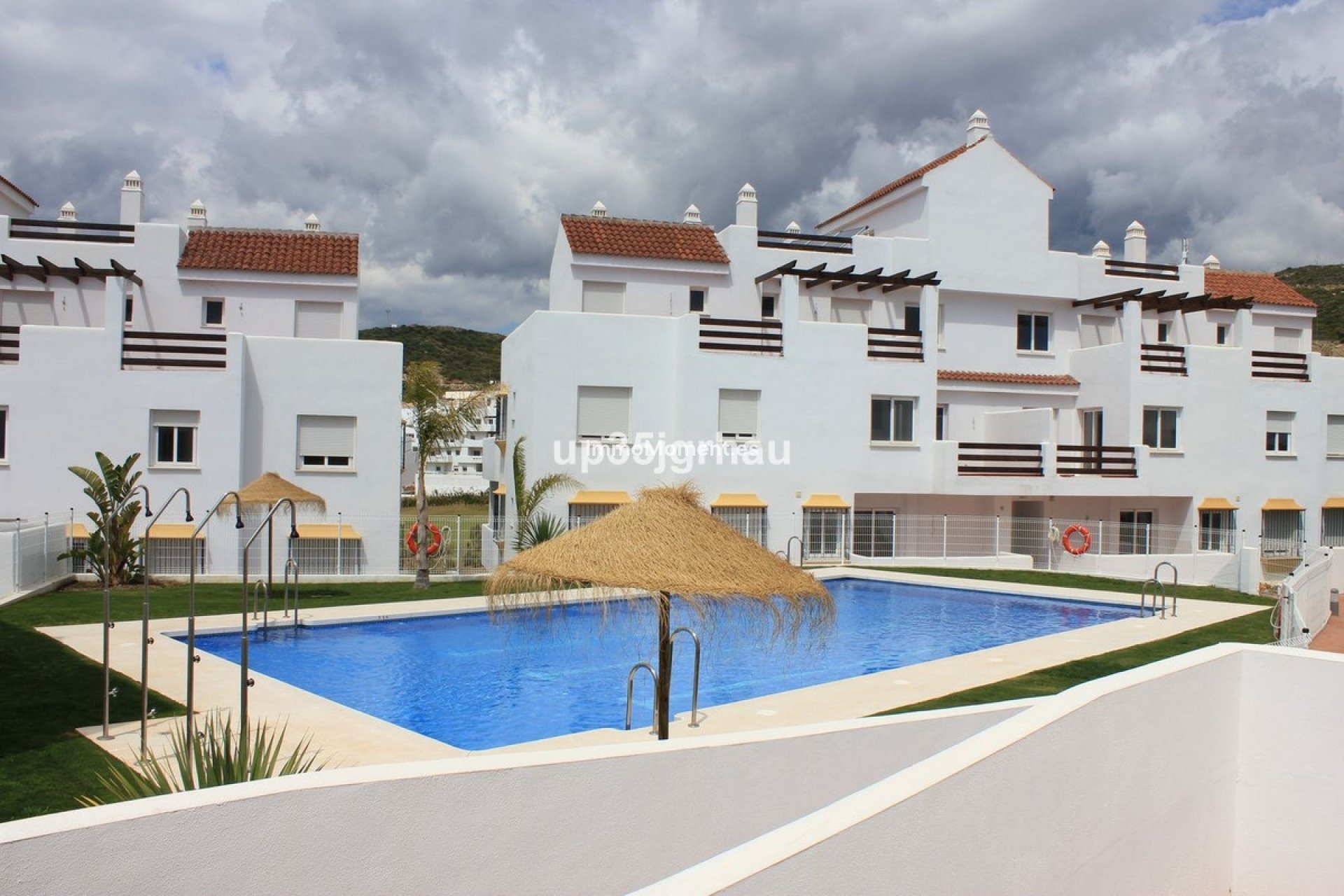 Resale - Apartment - Estepona - Valle Romano