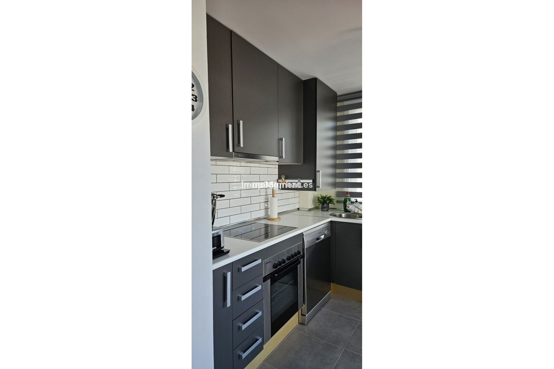 Resale - Apartment - Estepona - Valle Romano