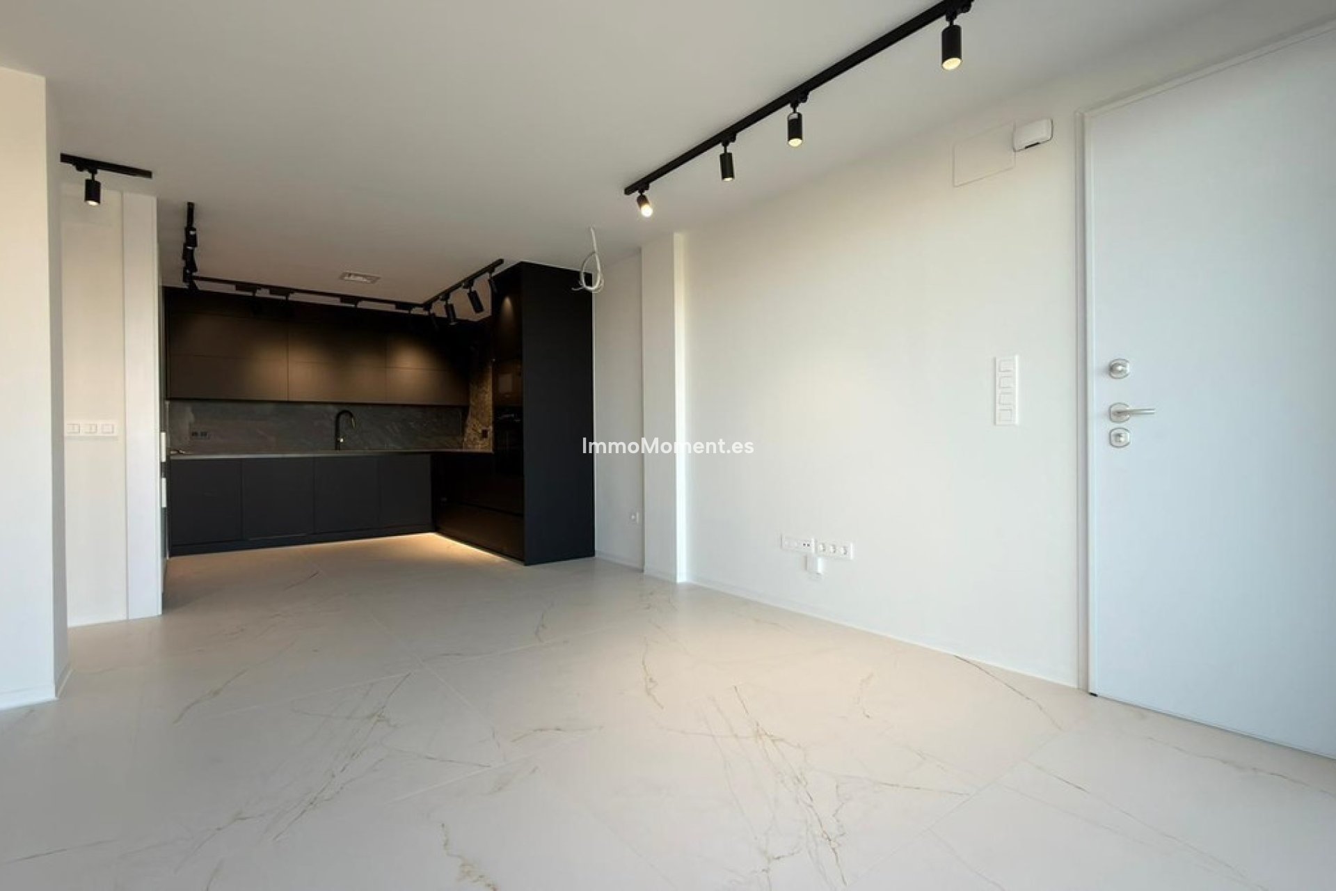 Resale - Apartment - Finestrat