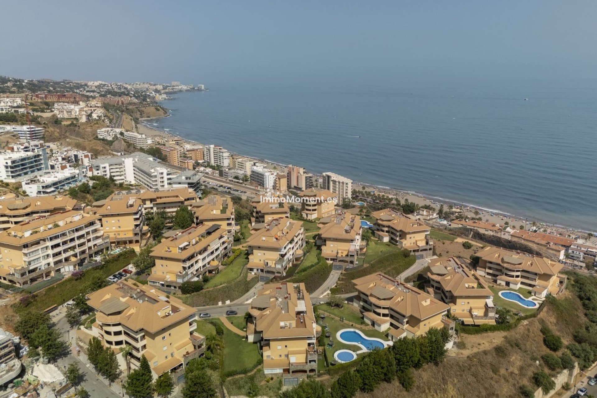 Resale - Apartment - Fuengirola - Carvajal