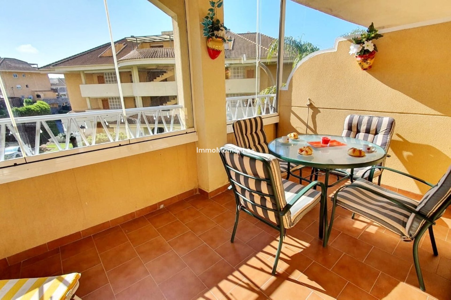 Resale - Apartment - Fuengirola - Carvajal