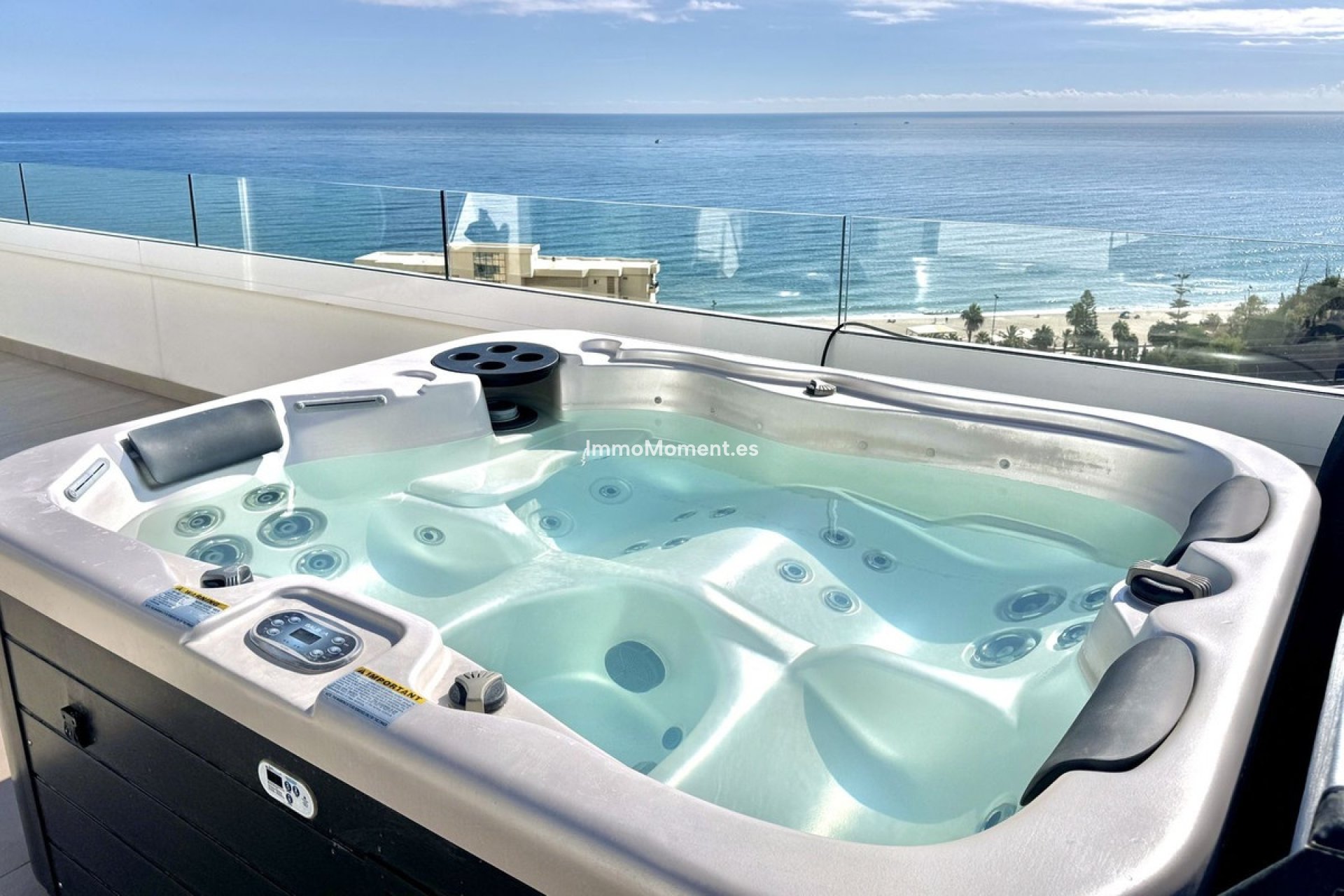 Resale - Apartment - Fuengirola - Carvajal