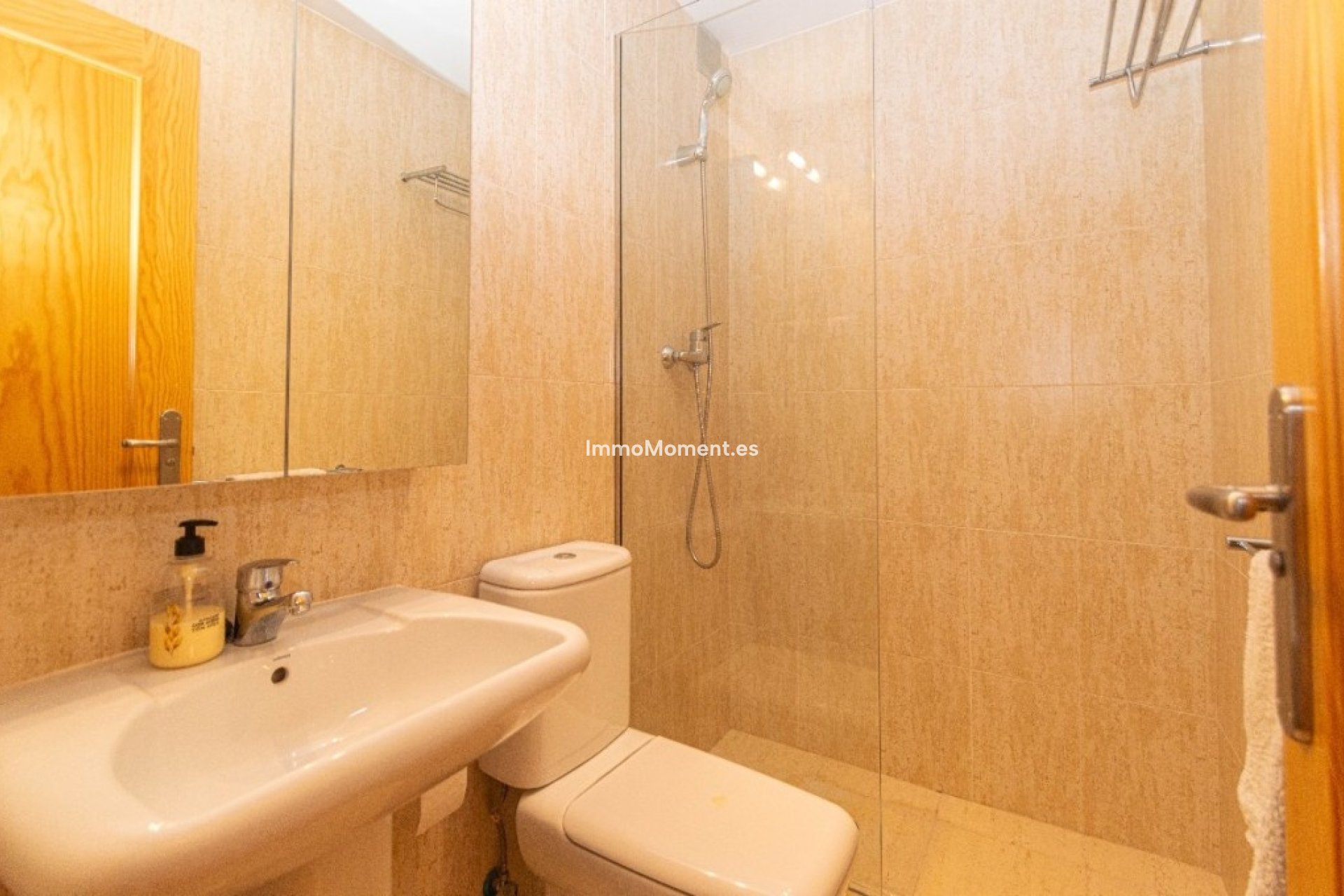 Resale - Apartment - Fuengirola - Carvajal