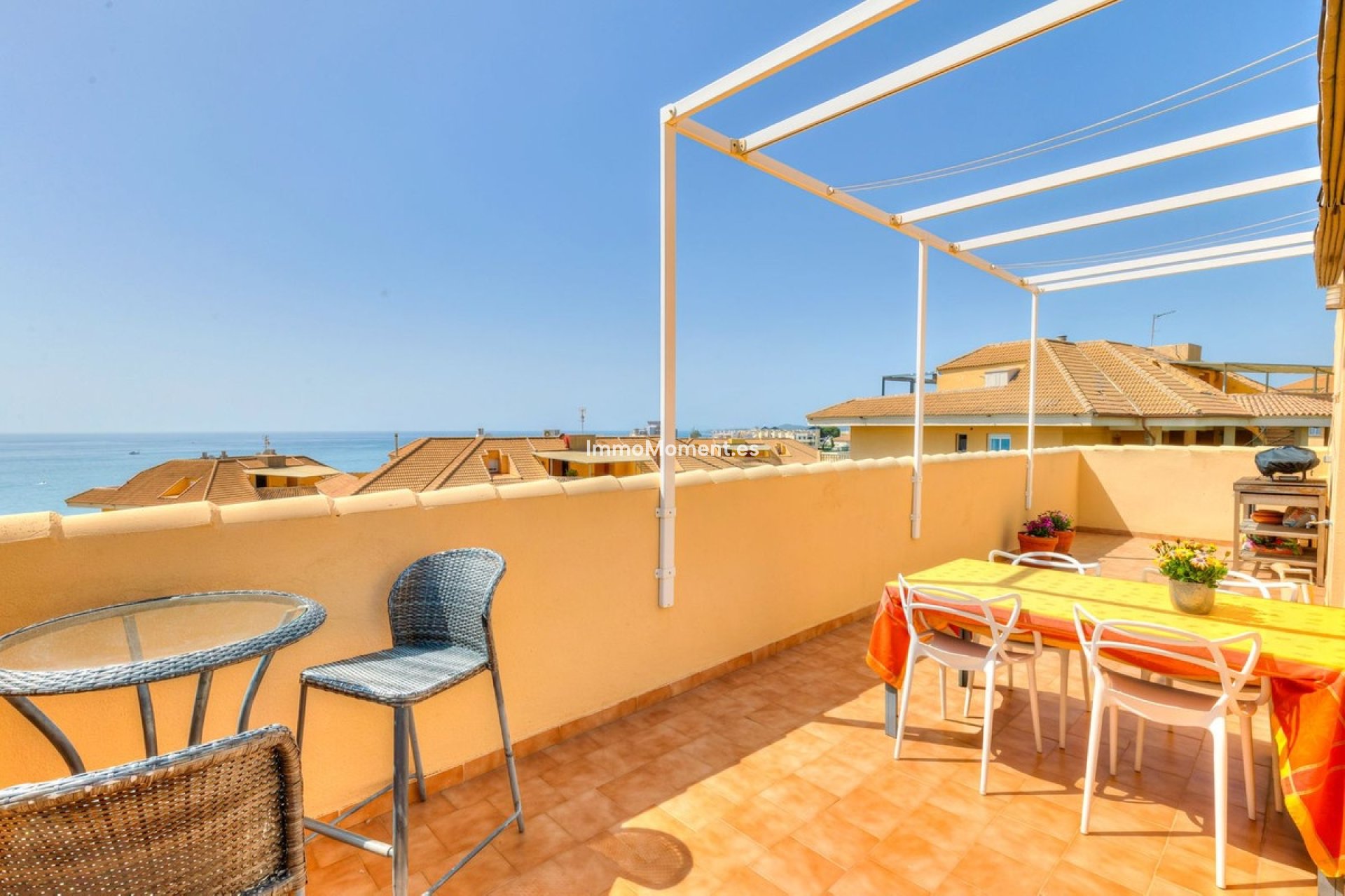 Resale - Apartment - Fuengirola - Carvajal