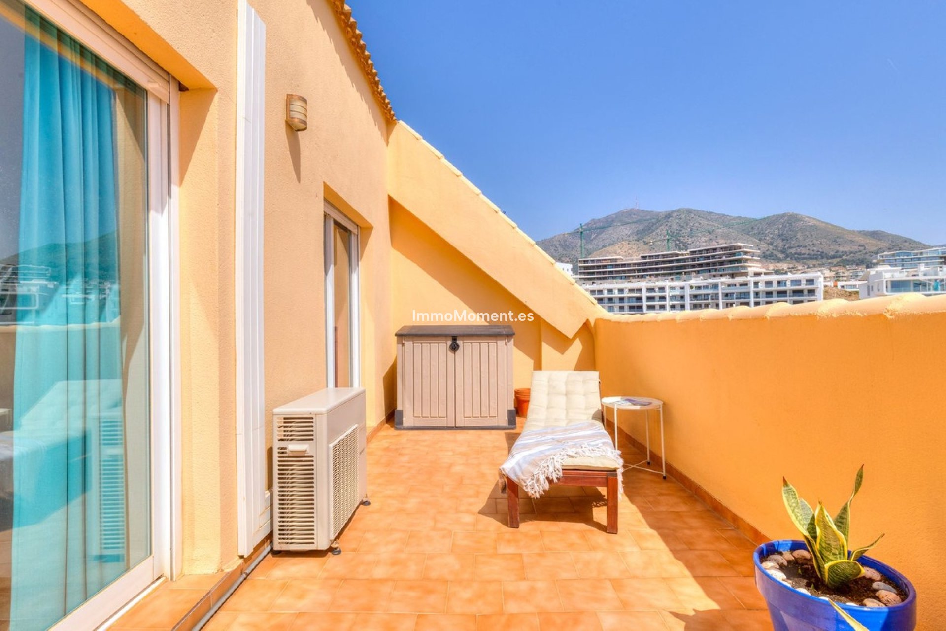 Resale - Apartment - Fuengirola - Carvajal