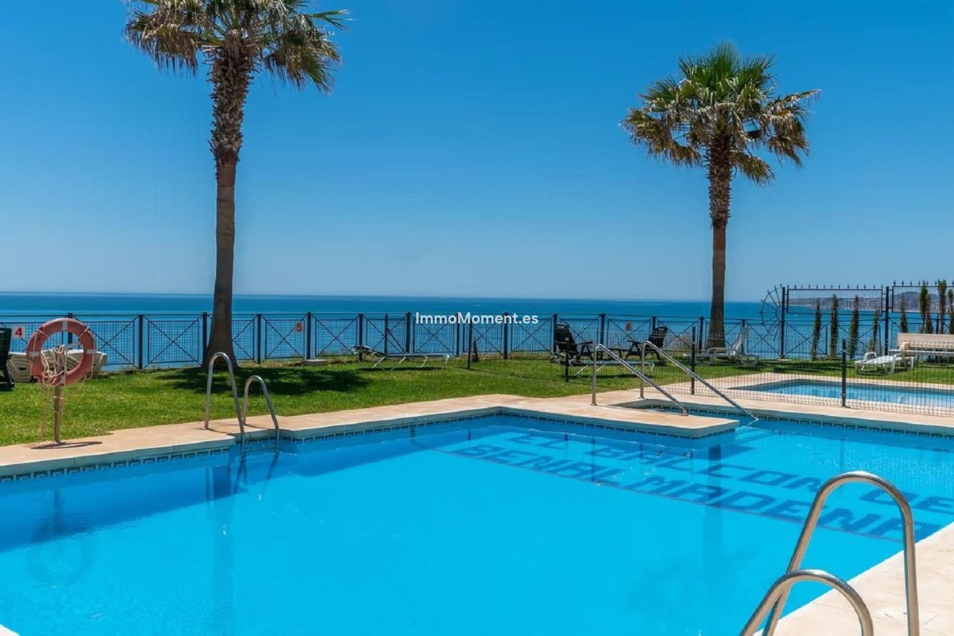 Resale - Apartment - Fuengirola - Carvajal