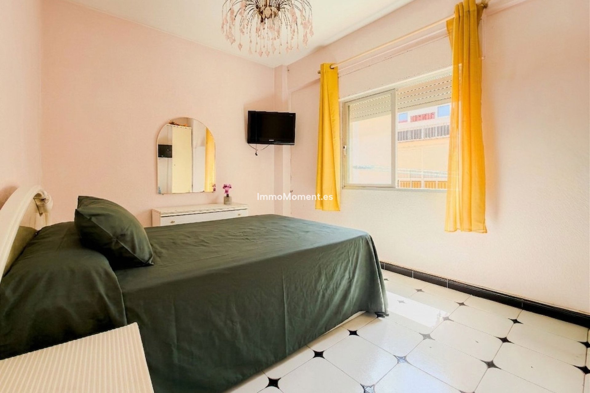 Resale - Apartment - Fuengirola - Fuengirola Centro