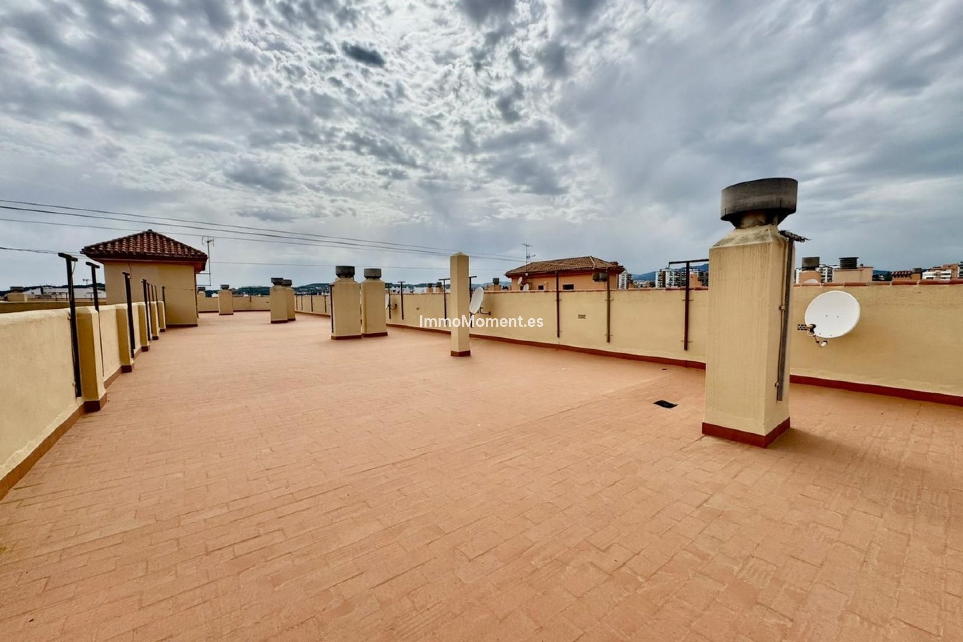 Resale - Apartment - Fuengirola - Fuengirola Centro