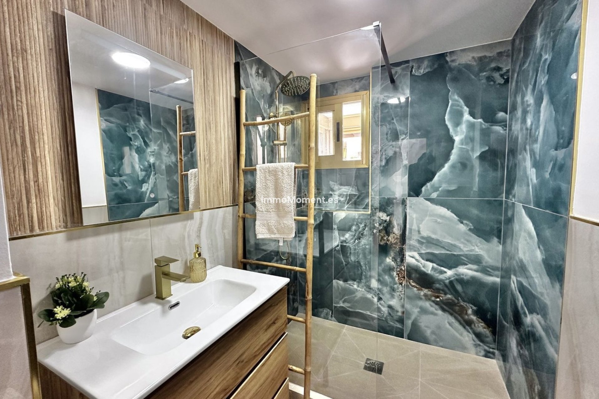 Resale - Apartment - Fuengirola - Fuengirola Centro