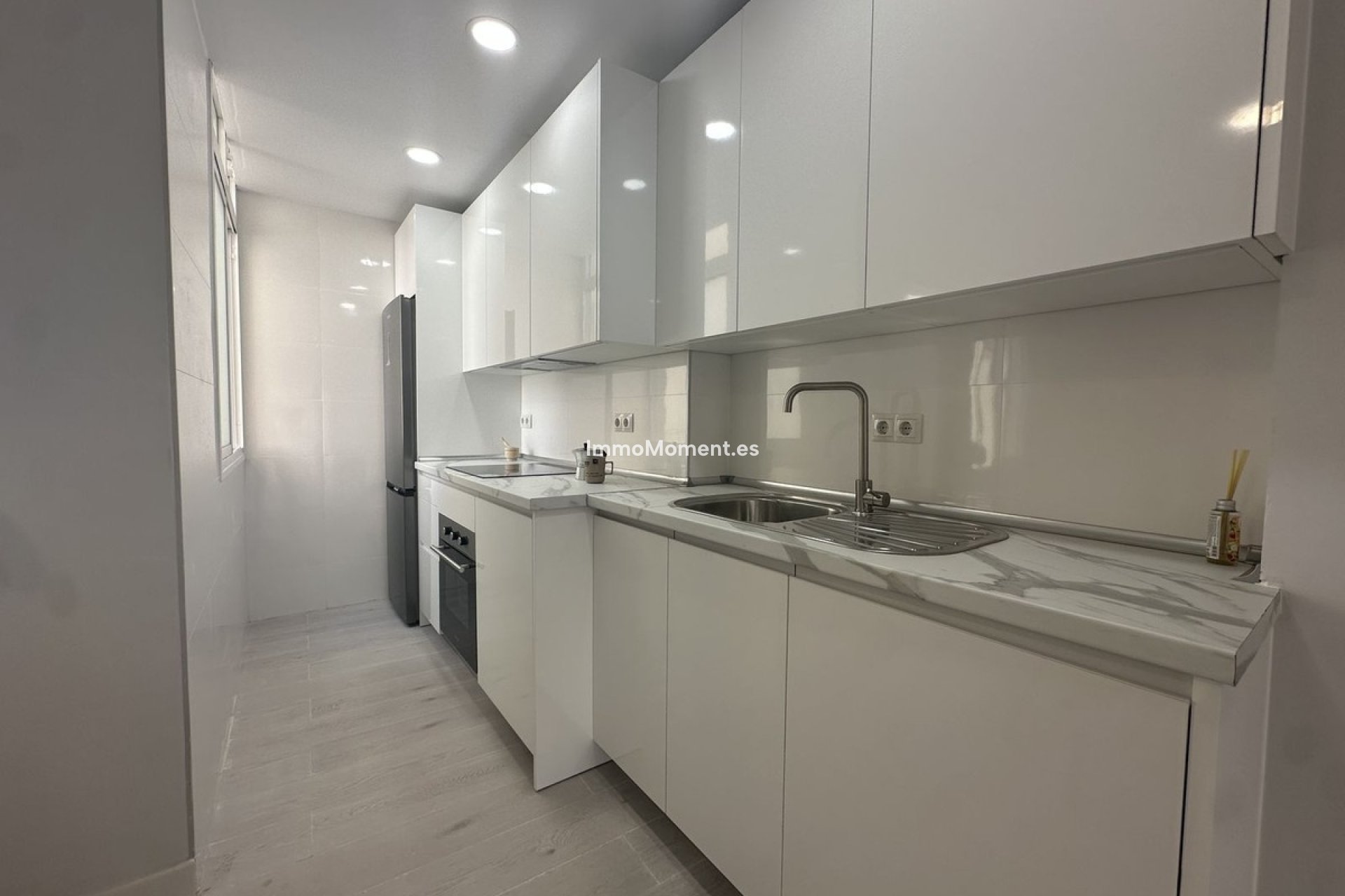 Resale - Apartment - Fuengirola - Fuengirola Centro