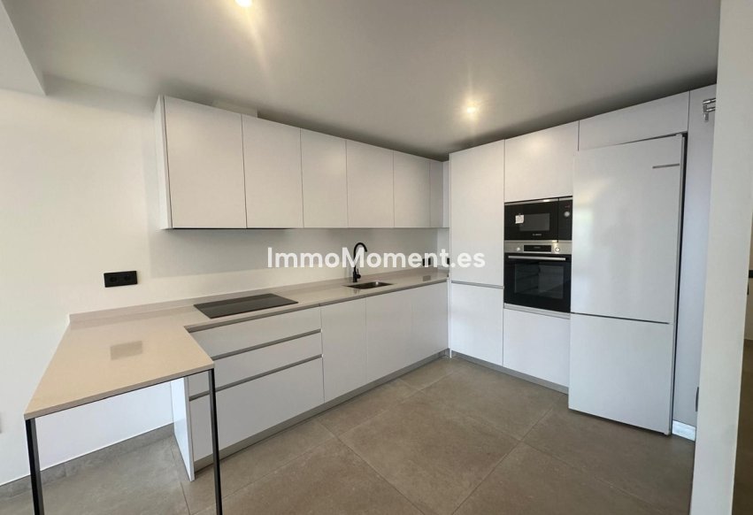 Resale - Apartment - Fuengirola - Fuengirola Centro