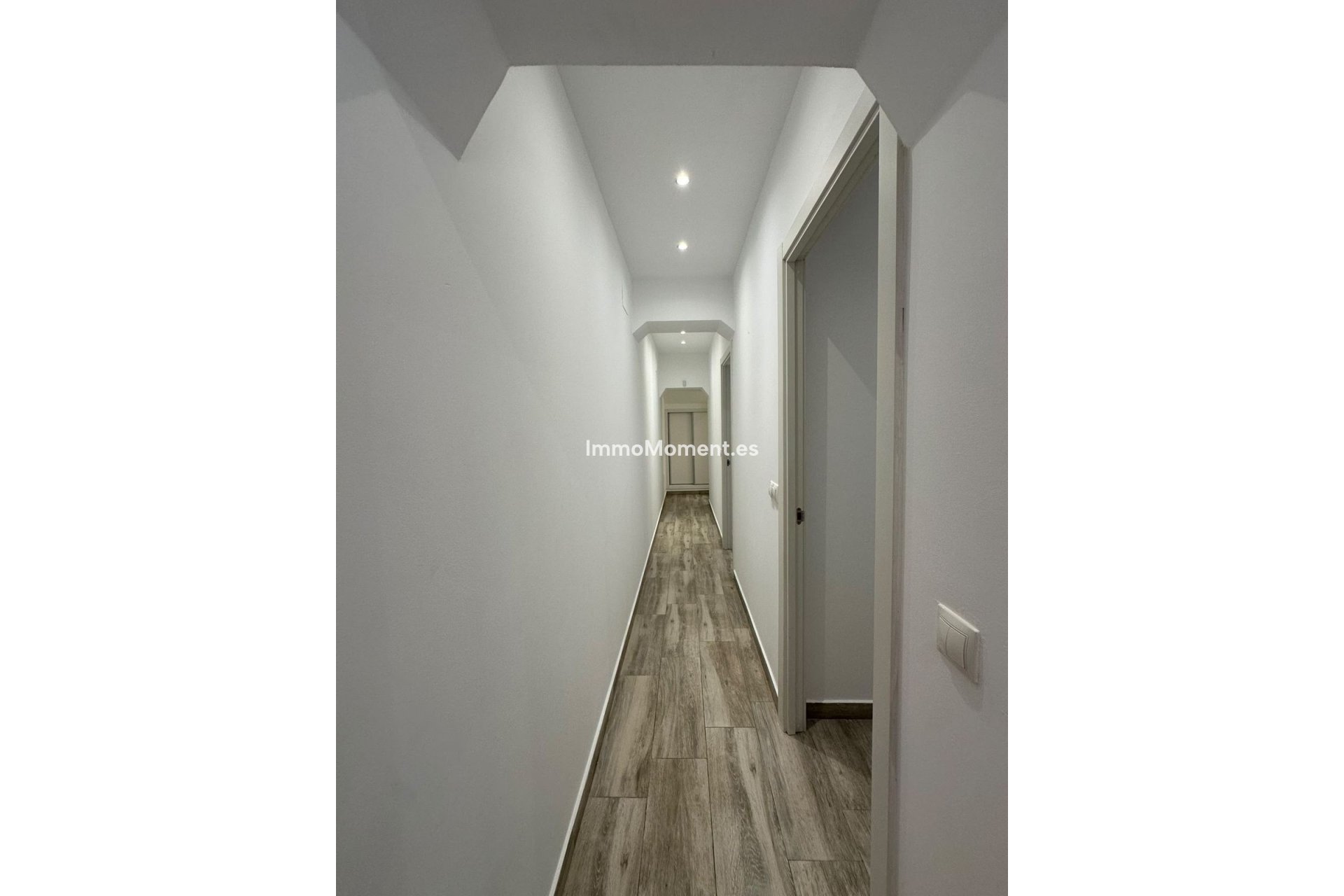 Resale - Apartment - Fuengirola - Fuengirola Centro