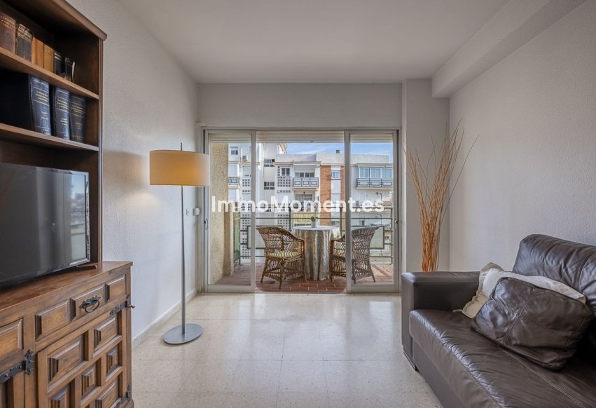 Resale - Apartment - Fuengirola - Fuengirola Centro