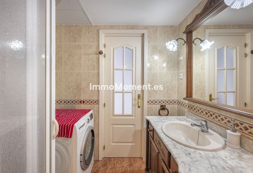 Resale - Apartment - Fuengirola - Fuengirola Centro