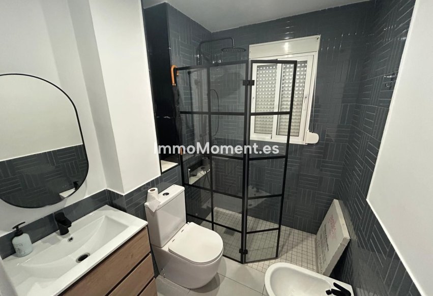 Resale - Apartment - Fuengirola - Fuengirola Centro