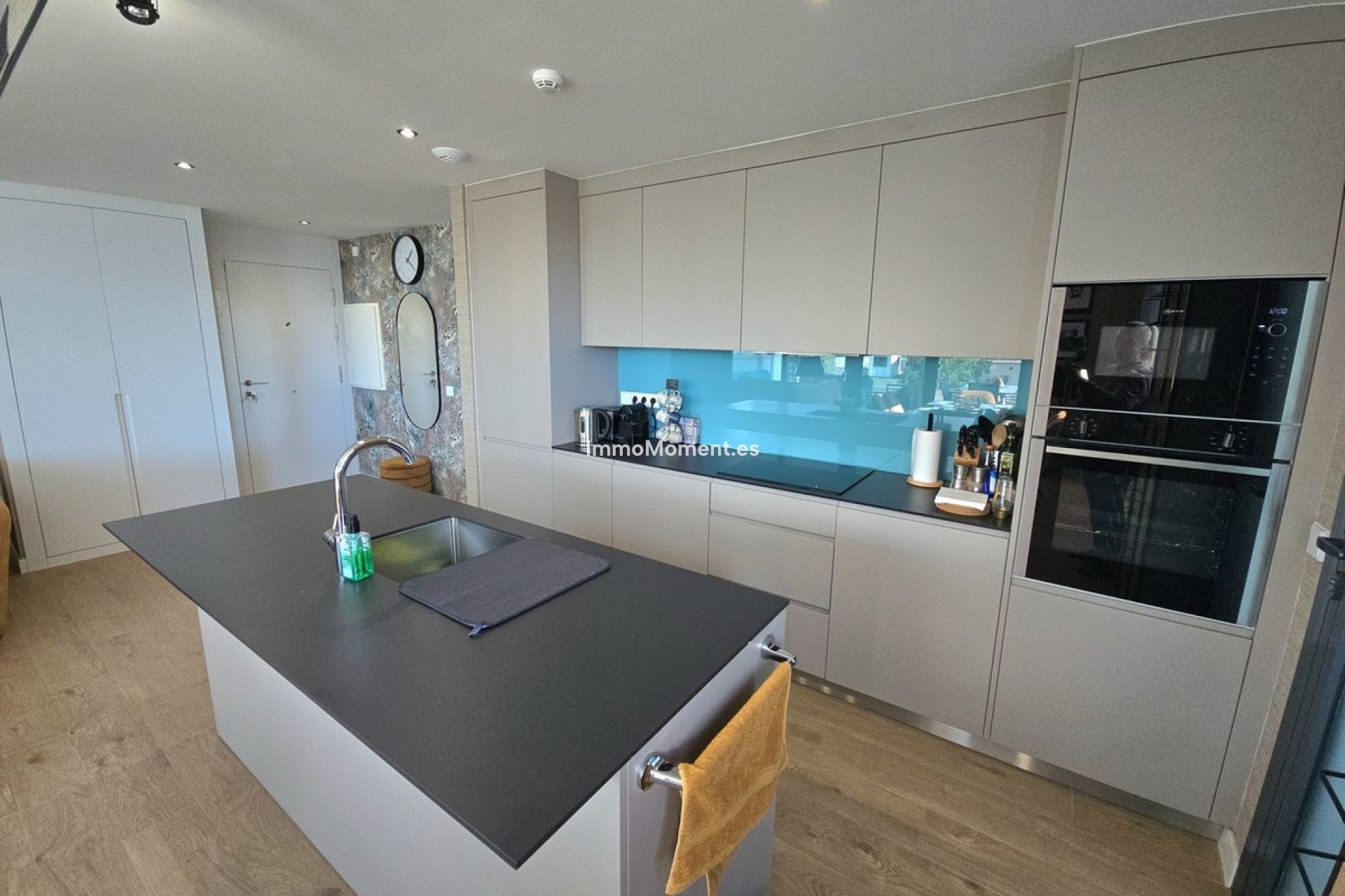 Resale - Apartment - Fuengirola - Fuengirola Centro