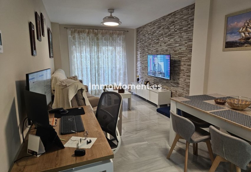 Resale - Apartment - Fuengirola - Fuengirola Centro