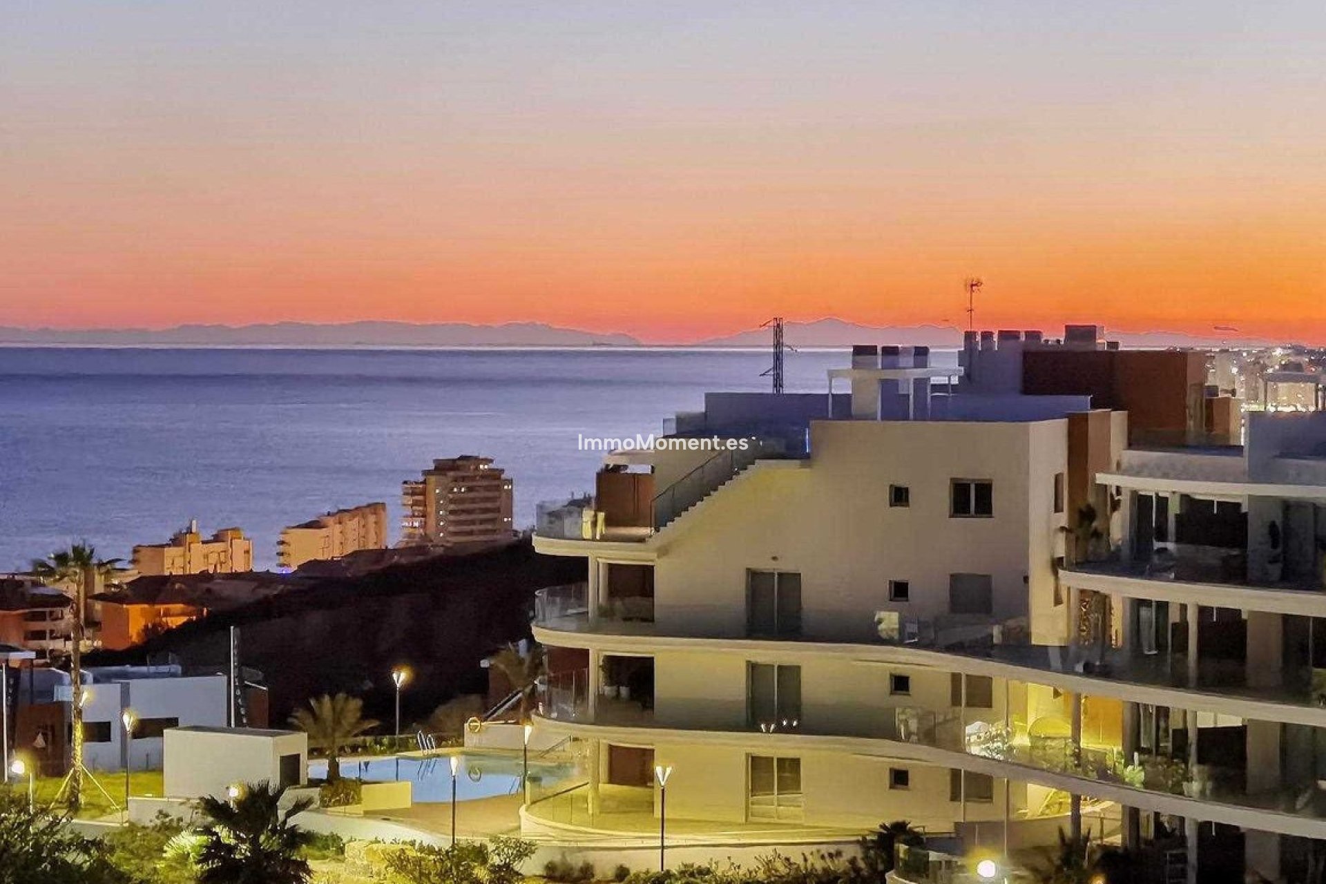 Resale - Apartment - Fuengirola - Fuengirola Centro