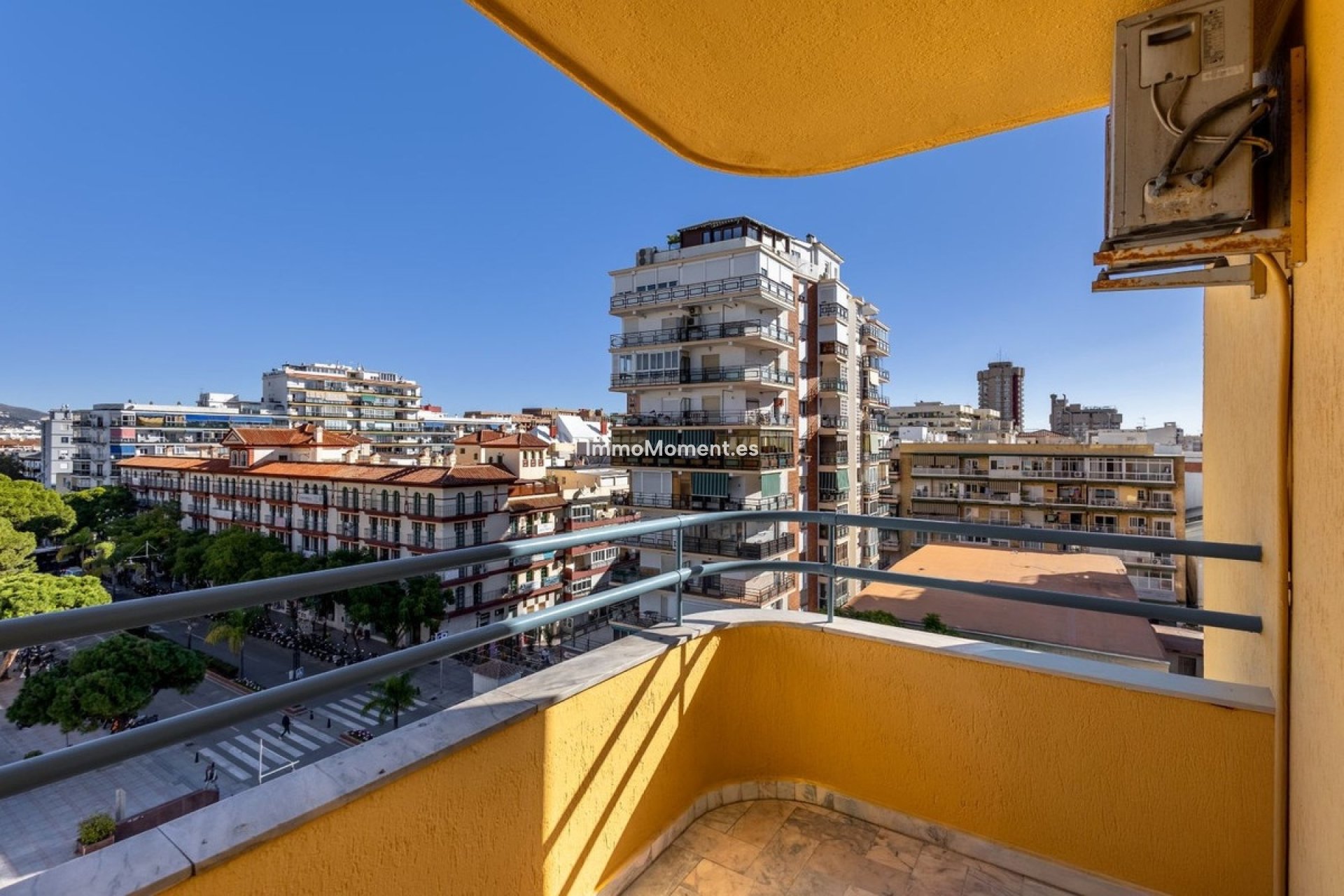 Resale - Apartment - Fuengirola - Fuengirola Centro