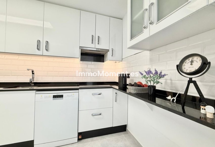 Resale - Apartment - Fuengirola - Fuengirola Centro