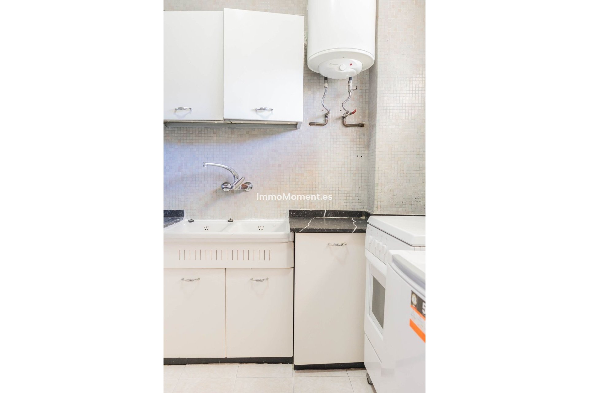 Resale - Apartment - Fuengirola - Fuengirola Centro