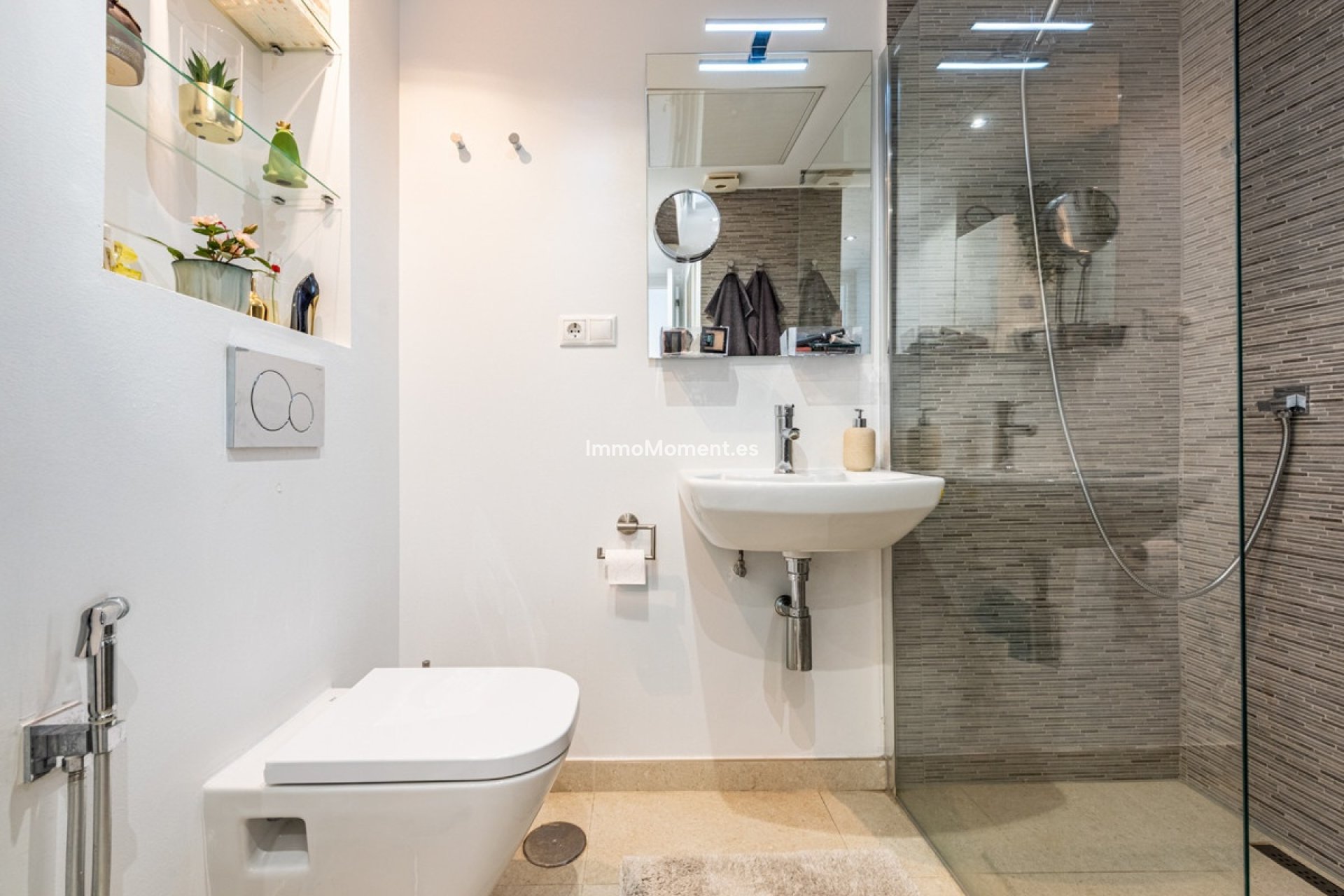 Resale - Apartment - Fuengirola - Fuengirola Centro