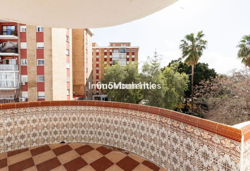 Resale - Apartment - Fuengirola - Fuengirola Centro