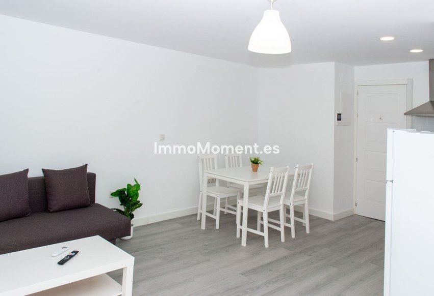 Resale - Apartment - Fuengirola - Fuengirola Centro
