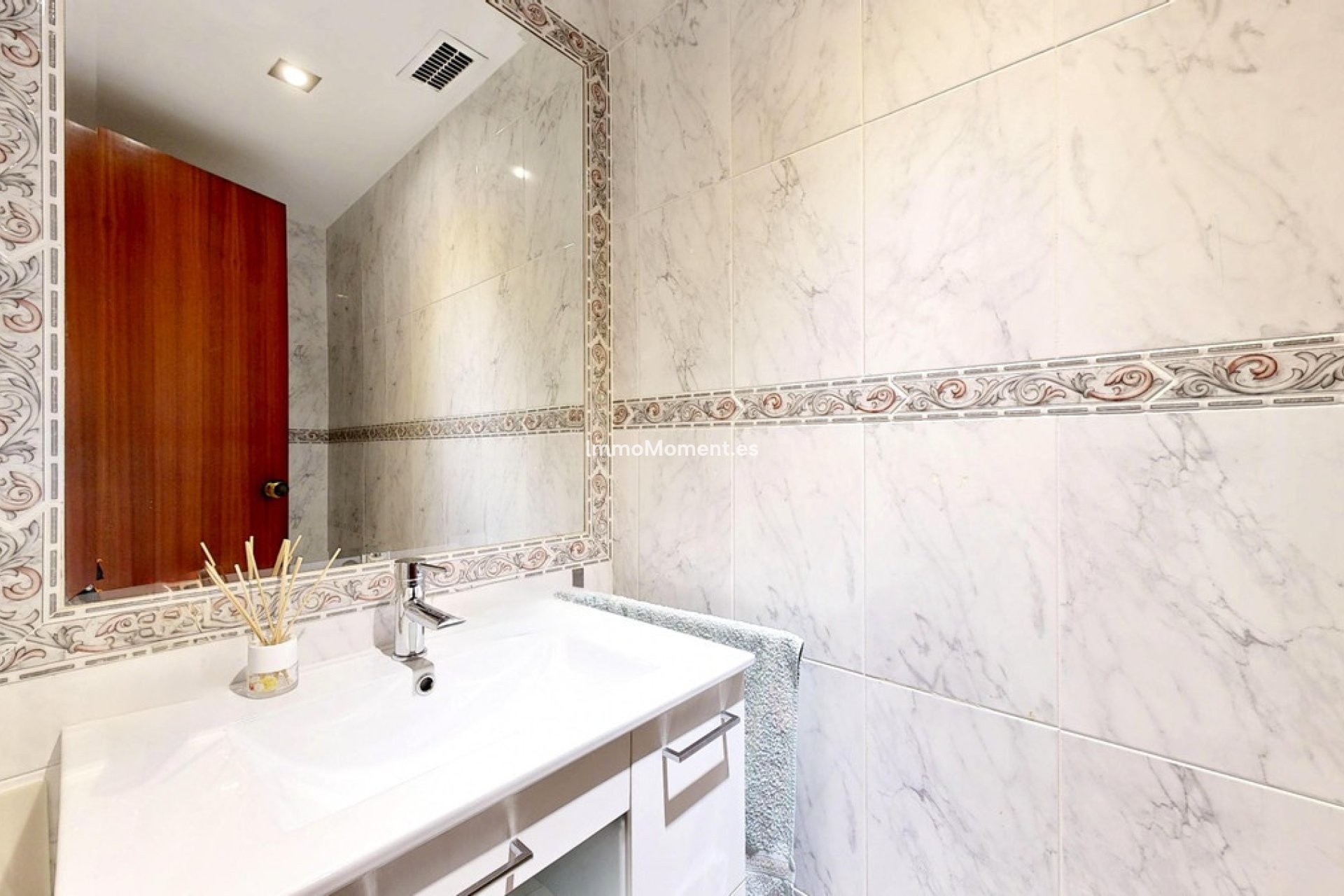 Resale - Apartment - Fuengirola - Fuengirola Centro