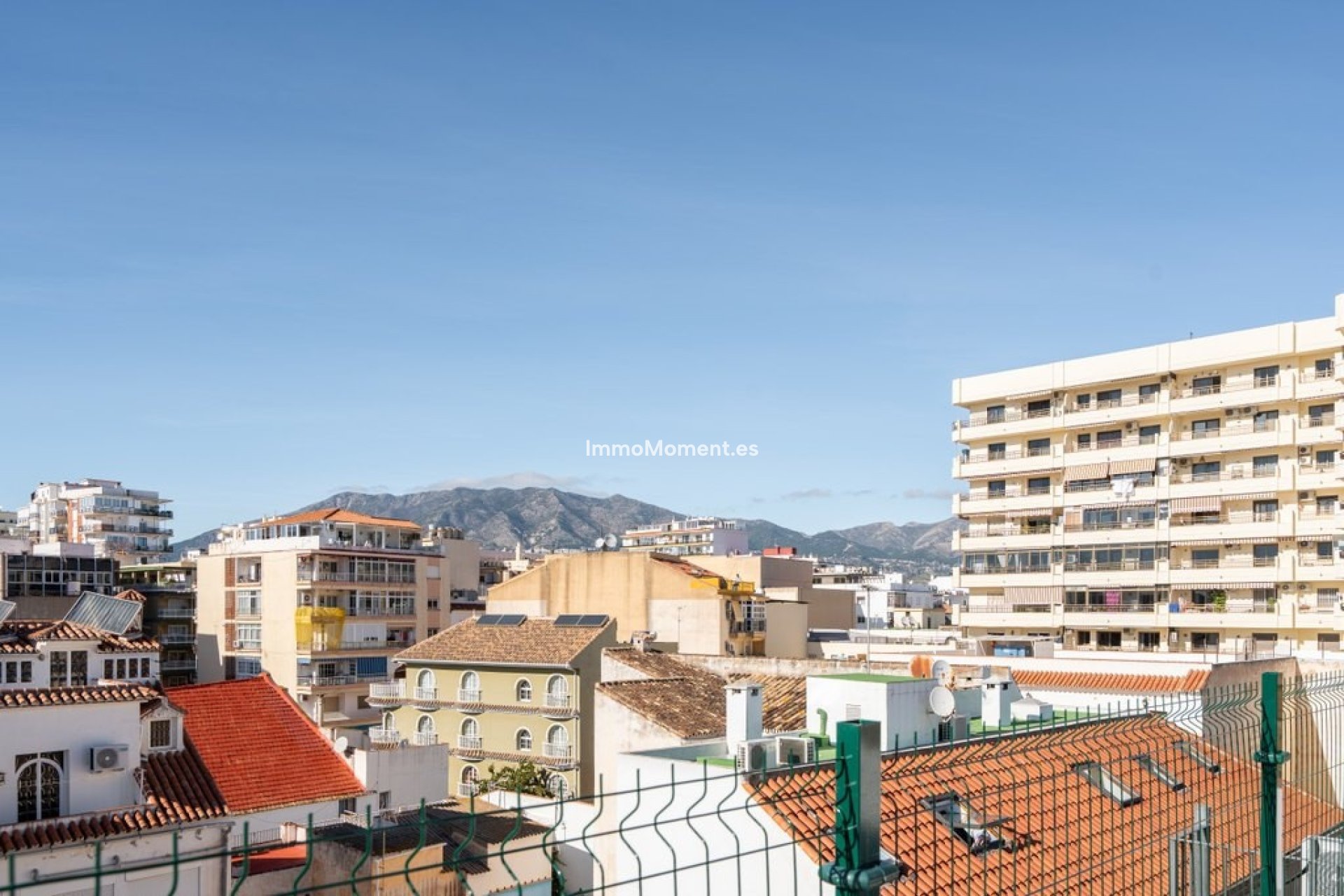 Resale - Apartment - Fuengirola - Fuengirola Centro