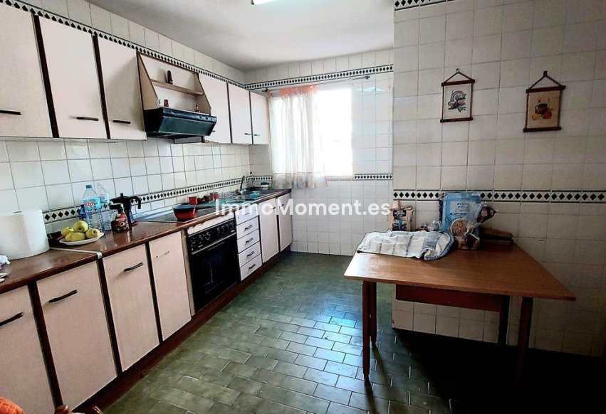 Resale - Apartment - Fuengirola - Fuengirola Centro