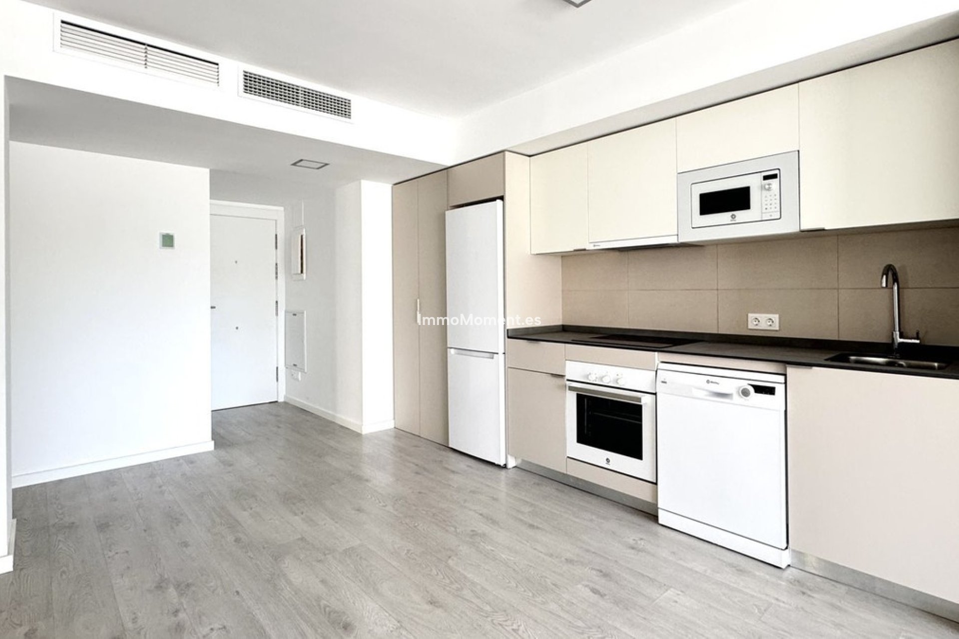 Resale - Apartment - Fuengirola - Fuengirola Centro