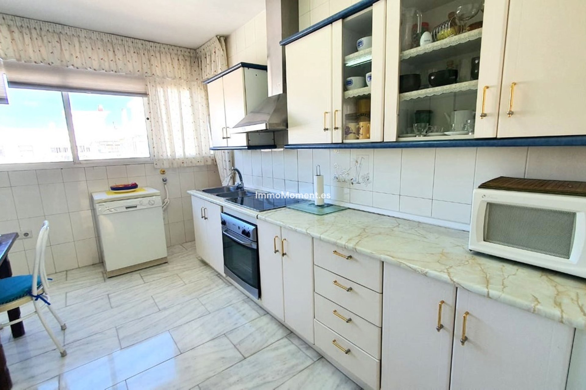 Resale - Apartment - Fuengirola - Fuengirola Centro