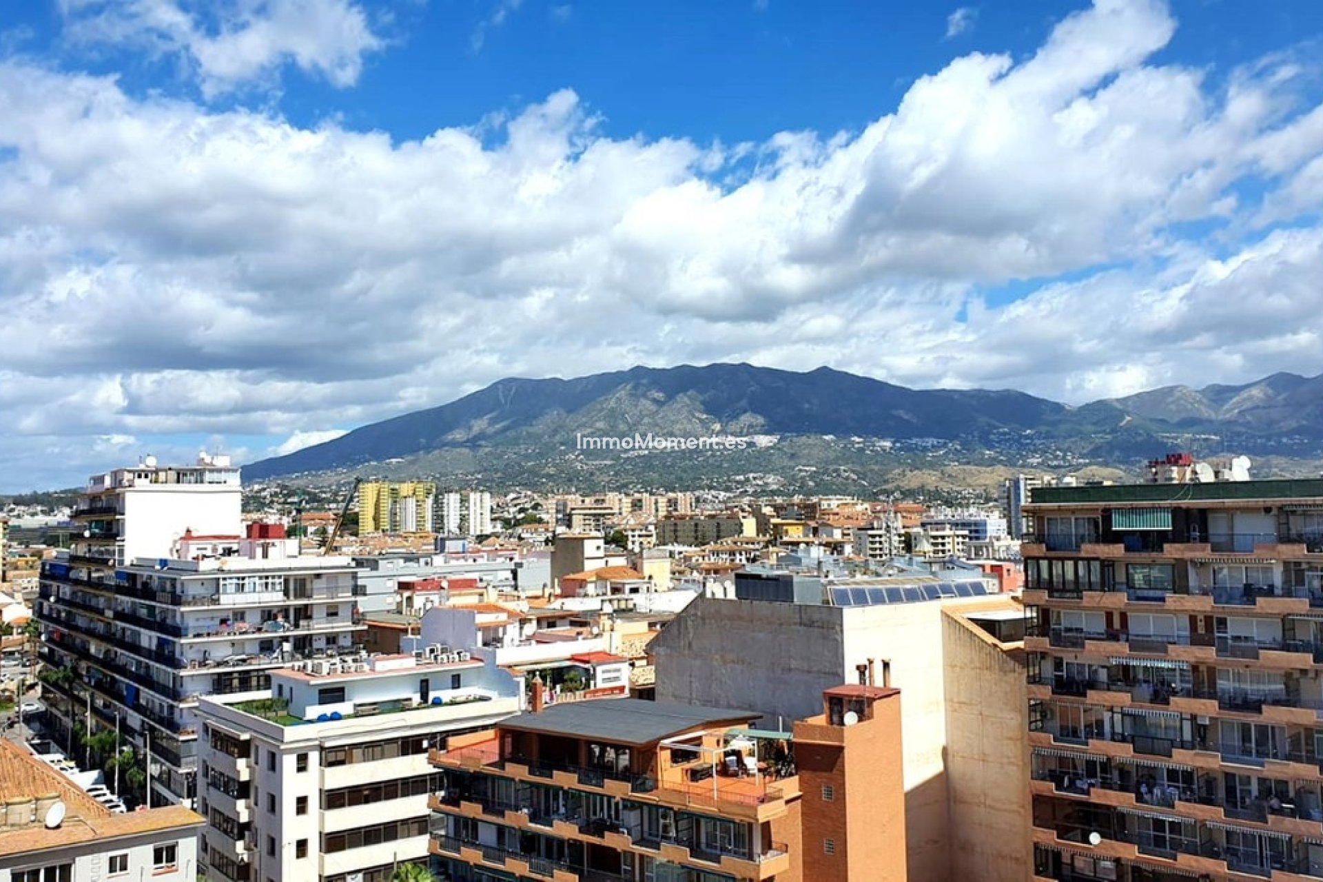 Resale - Apartment - Fuengirola - Fuengirola Centro