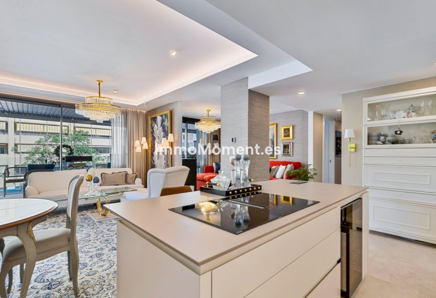 Resale - Apartment - Fuengirola - Fuengirola Centro