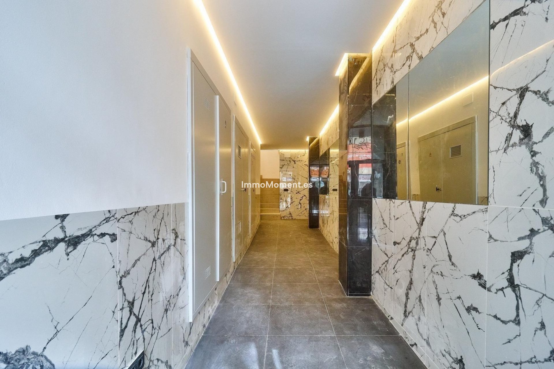 Resale - Apartment - Fuengirola - Fuengirola Centro