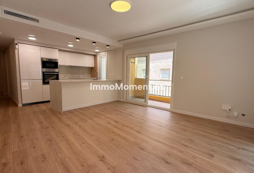 Resale - Apartment - Fuengirola - Fuengirola Centro
