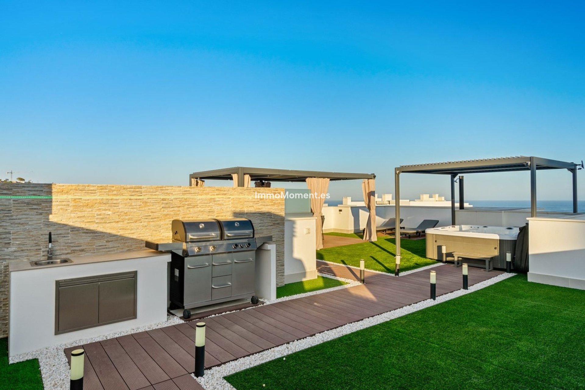Resale - Apartment - Fuengirola - Higueron