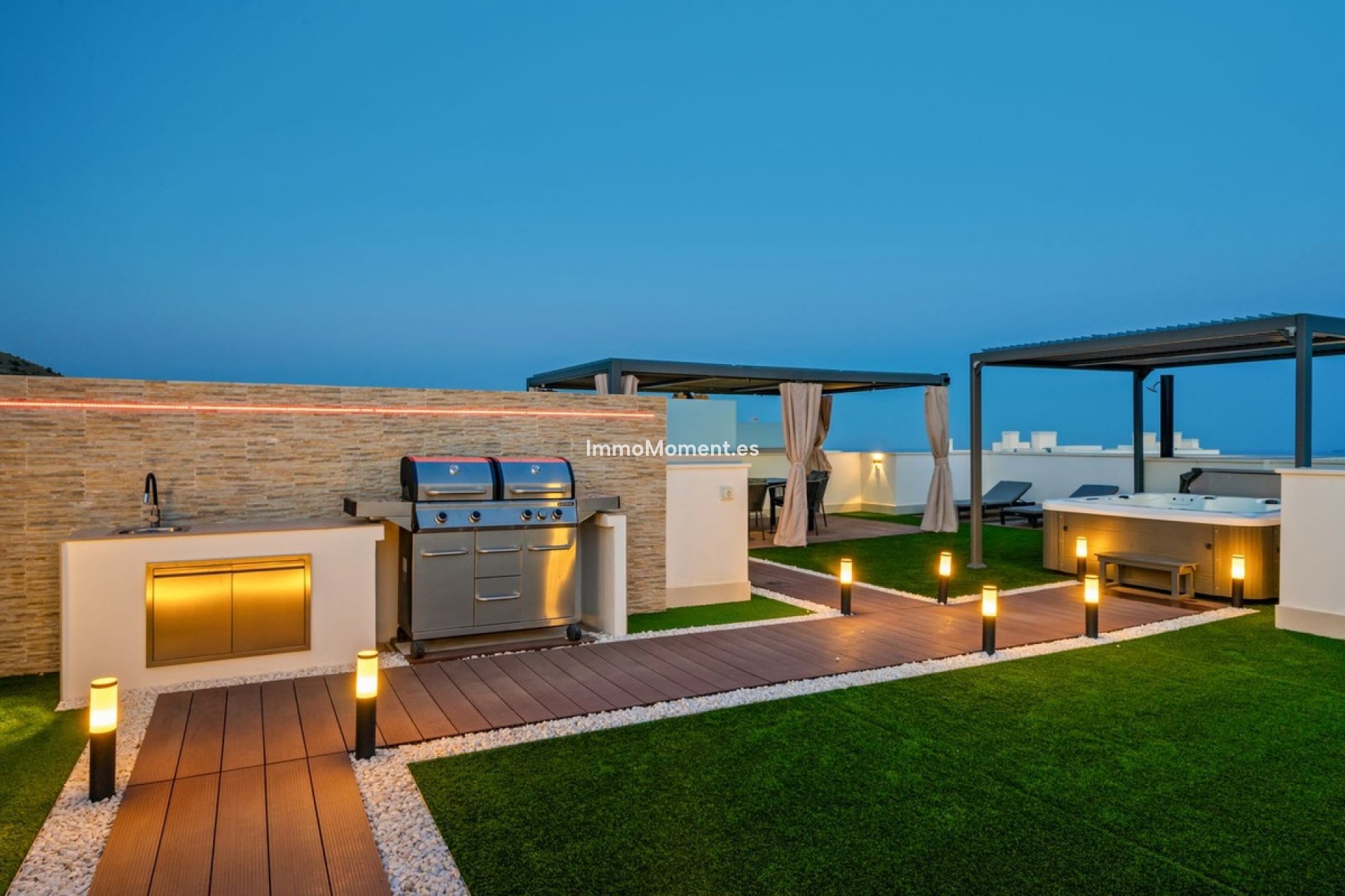 Resale - Apartment - Fuengirola - Higueron