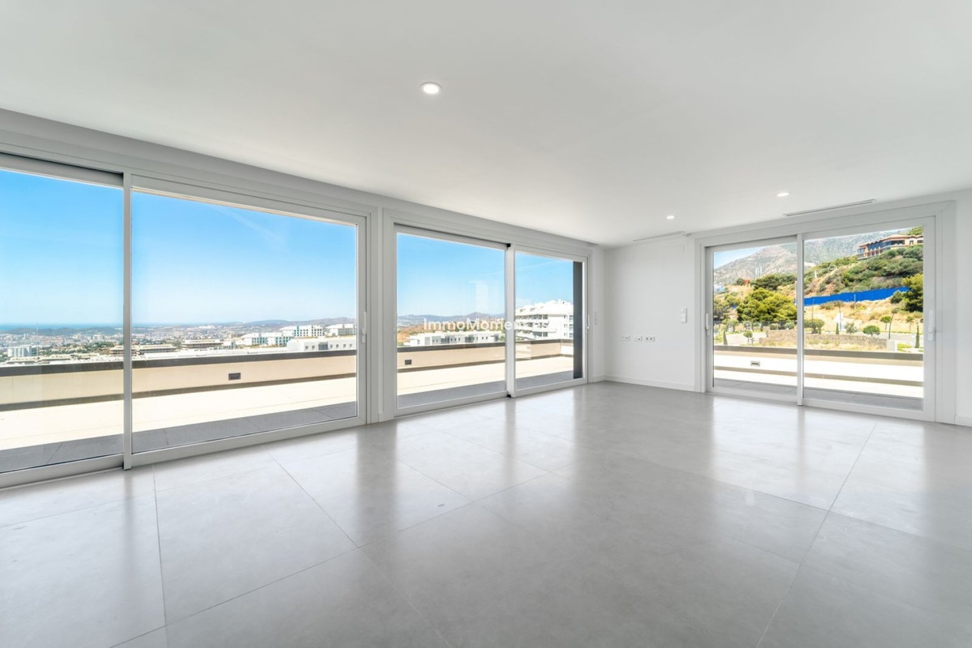 Resale - Apartment - Fuengirola - Higueron